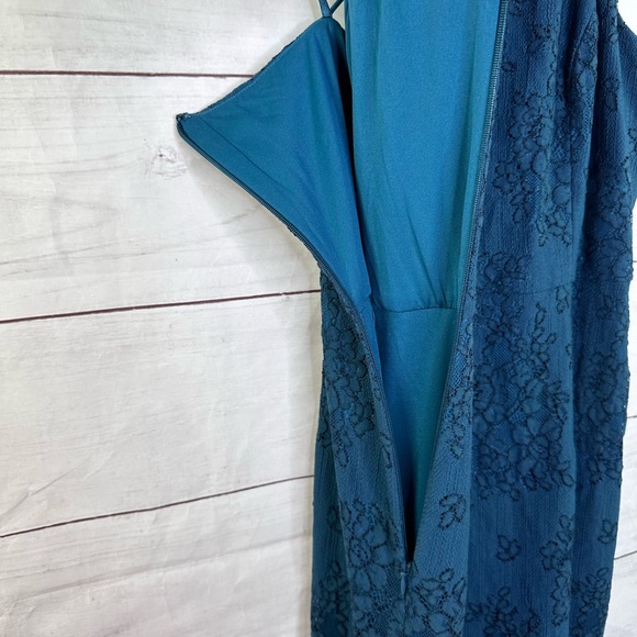 Adrianna Papell Teal Lace One-Shoulder Silhouette Mermaid Gown Size 10 - Picture 7 of 15